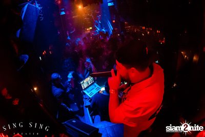 BLING IT กับ Bangkok Invaders ที่ ซิง ซิง เธียเตอร์ — photo 51