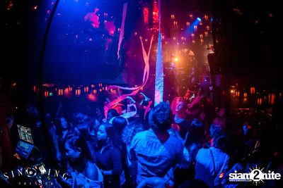 BLING IT กับ Bangkok Invaders ที่ ซิง ซิง เธียเตอร์ — photo 75