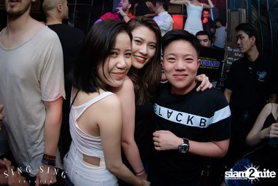 BLING IT กับ Bangkok Invaders ที่ ซิง ซิง เธียเตอร์ — photo 114