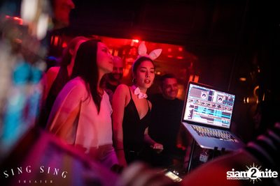 BLING IT กับ Bangkok Invaders ที่ ซิง ซิง เธียเตอร์ — photo 124