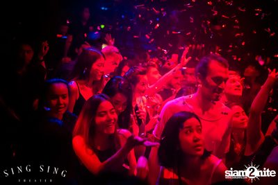 BLING IT กับ Bangkok Invaders ที่ ซิง ซิง เธียเตอร์ — photo 128