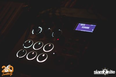 Halloween Night ft. Flure x Scrubb at 20Something Bar — photo 12