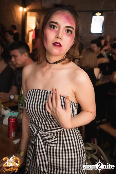 Halloween Night ft. Flure x Scrubb at 20Something Bar — photo 46