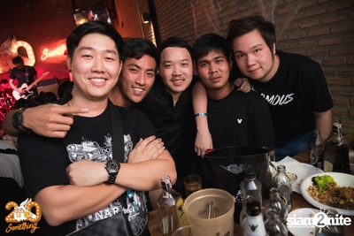 Halloween Night ft. Flure x Scrubb at 20Something Bar — photo 111