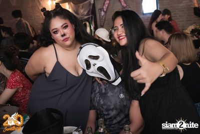 Halloween Night ft. Flure x Scrubb at 20Something Bar — photo 114