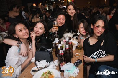 Halloween Night ft. Flure x Scrubb at 20Something Bar — photo 117