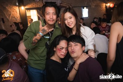 Halloween Night ft. Flure x Scrubb at 20Something Bar — photo 119