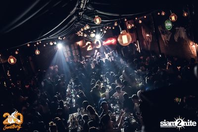 Halloween Night ft. Flure x Scrubb at 20Something Bar — photo 120