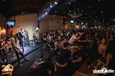 Halloween Night ft. Flure x Scrubb at 20Something Bar — photo 125