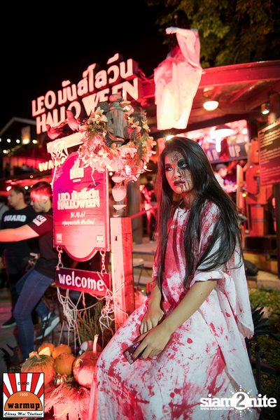 Halloween Night Party กับ Dope Here Here ที่ วอร์ม อัพ คาเฟ่ เชียงใหม่ — photo 1