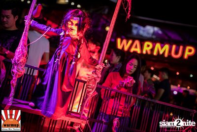 Halloween Night Party กับ Dope Here Here ที่ วอร์ม อัพ คาเฟ่ เชียงใหม่ — photo 5