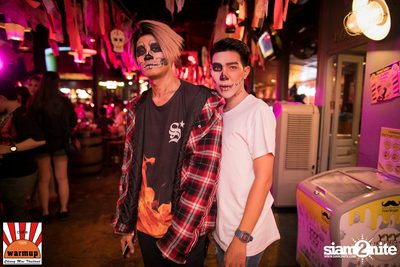 Halloween Night Party กับ Dope Here Here ที่ วอร์ม อัพ คาเฟ่ เชียงใหม่ — photo 49
