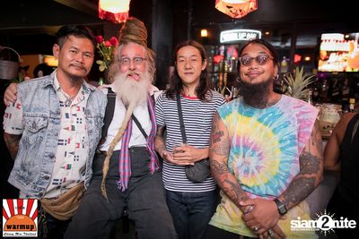 Halloween Night Party กับ Dope Here Here ที่ วอร์ม อัพ คาเฟ่ เชียงใหม่ — photo 57