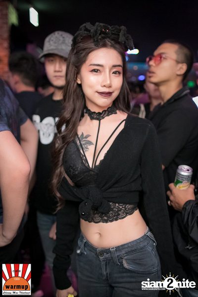 Halloween Night Party กับ Dope Here Here ที่ วอร์ม อัพ คาเฟ่ เชียงใหม่ — photo 61