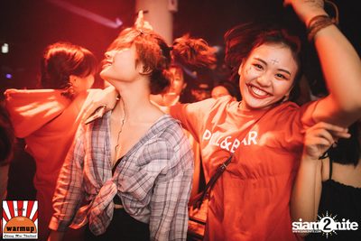Halloween Night Party กับ Dope Here Here ที่ วอร์ม อัพ คาเฟ่ เชียงใหม่ — photo 64