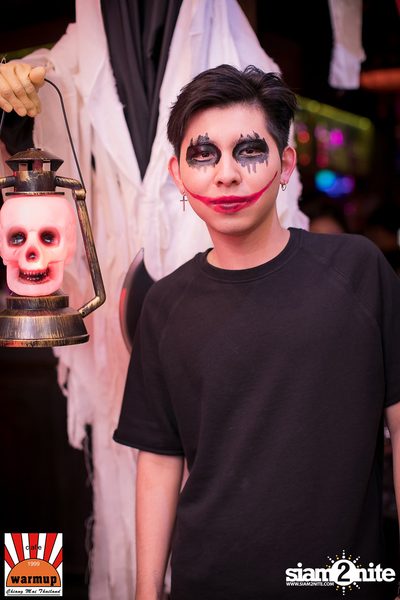 Halloween Night Party กับ Dope Here Here ที่ วอร์ม อัพ คาเฟ่ เชียงใหม่ — photo 85