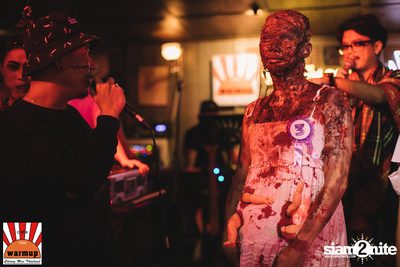 Halloween Night Party กับ Dope Here Here ที่ วอร์ม อัพ คาเฟ่ เชียงใหม่ — photo 99