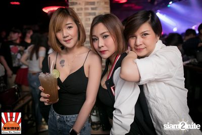 Halloween Night Party กับ Dope Here Here ที่ วอร์ม อัพ คาเฟ่ เชียงใหม่ — photo 164