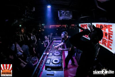 Halloween Night Party กับ Dope Here Here ที่ วอร์ม อัพ คาเฟ่ เชียงใหม่ — photo 177