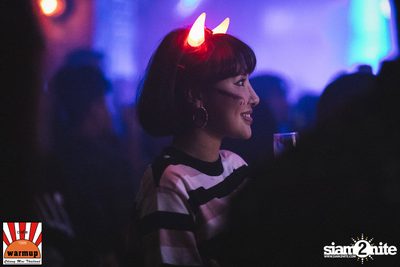 Halloween Night Party กับ Dope Here Here ที่ วอร์ม อัพ คาเฟ่ เชียงใหม่ — photo 188