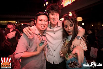 Halloween Night Party กับ Dope Here Here ที่ วอร์ม อัพ คาเฟ่ เชียงใหม่ — photo 194