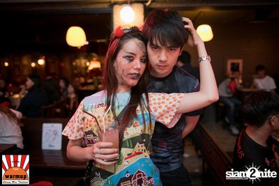 Halloween Night Party กับ Dope Here Here ที่ วอร์ม อัพ คาเฟ่ เชียงใหม่ — photo 196