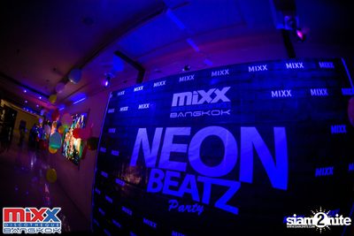 Neon BeatZ Party at MIXX Bangkok — photo 5
