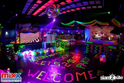 Neon BeatZ Party at MIXX Bangkok — photo 6