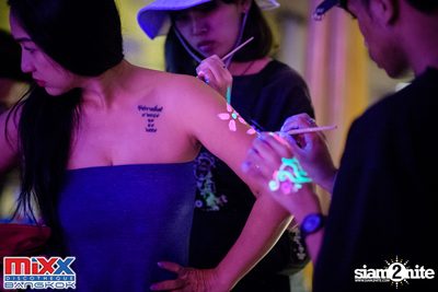 Neon BeatZ Party at MIXX Bangkok — photo 21