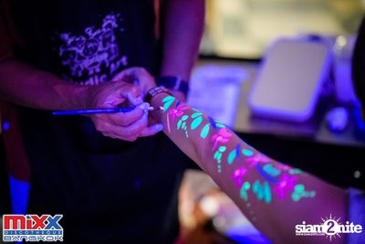 Neon BeatZ Party at MIXX Bangkok — photo 22