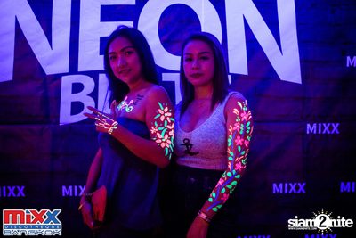 Neon BeatZ Party at MIXX Bangkok — photo 25