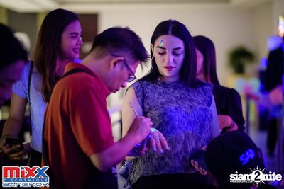 Neon BeatZ Party at MIXX Bangkok — photo 37