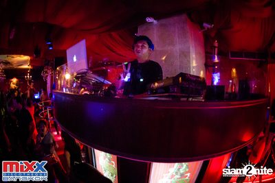 Neon BeatZ Party at MIXX Bangkok — photo 90