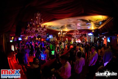Neon BeatZ Party at MIXX Bangkok — photo 99