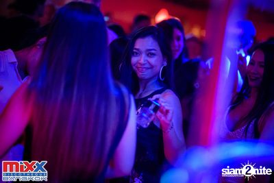 Neon BeatZ Party at MIXX Bangkok — photo 102