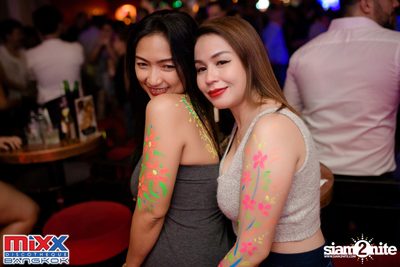 Neon BeatZ Party at MIXX Bangkok — photo 114