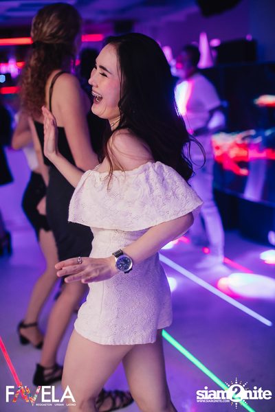 Friday Night at Favela Thonglor — photo 87