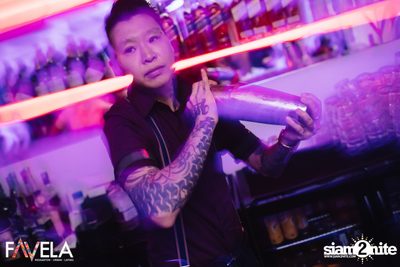 Saturday Night at Favela Thonglor — photo 17