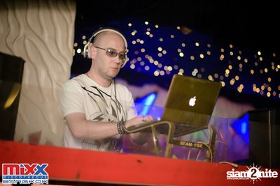 Plastik Funk at MIXX Bangkok — photo 24
