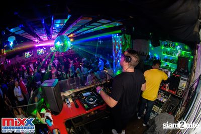 Plastik Funk at MIXX Bangkok — photo 66