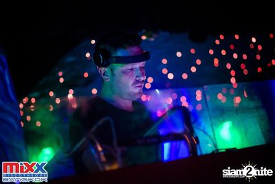Plastik Funk at MIXX Bangkok — photo 73