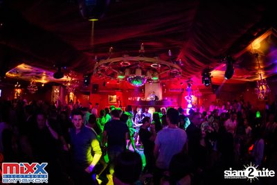 Plastik Funk at MIXX Bangkok — photo 93