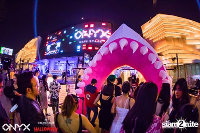 Cruise Club Party Halloween w/ Blasterjaxx at ONYX — photo 1