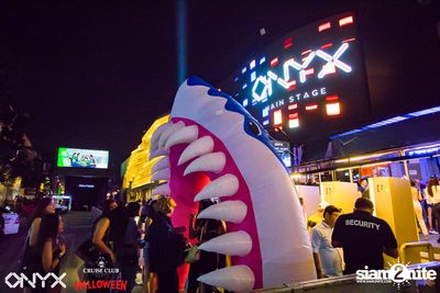 Cruise Club Party Halloween w/ Blasterjaxx at ONYX — photo 3