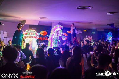 Cruise Club Party Halloween w/ Blasterjaxx at ONYX — photo 30