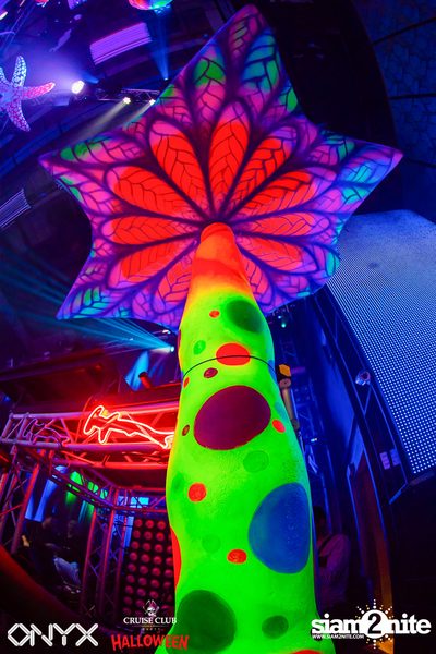 Cruise Club Party Halloween w/ Blasterjaxx at ONYX — photo 41