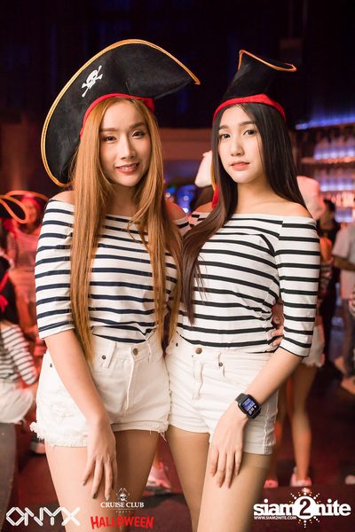 Cruise Club Party Halloween w/ Blasterjaxx at ONYX — photo 66