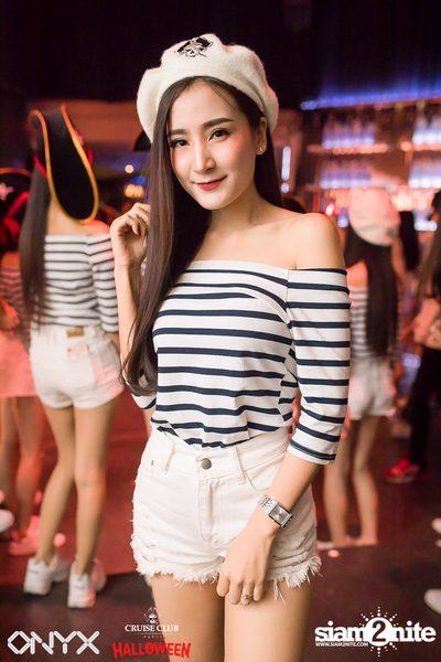 Cruise Club Party Halloween w/ Blasterjaxx at ONYX — photo 71