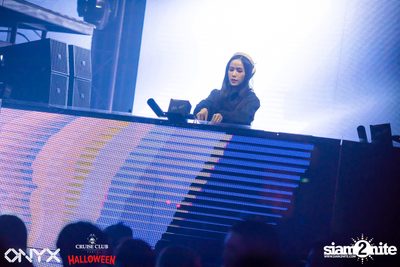 Cruise Club Party Halloween w/ Blasterjaxx at ONYX — photo 80
