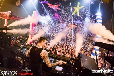 Cruise Club Party Halloween w/ Blasterjaxx at ONYX — photo 89